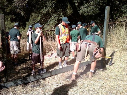 Regional Parks Volunteers. Regional Parks Volunteers.